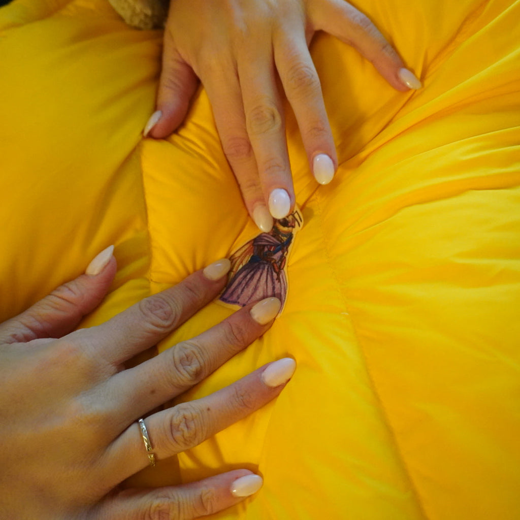 QUEEN BEE by Rachel Kozlowski