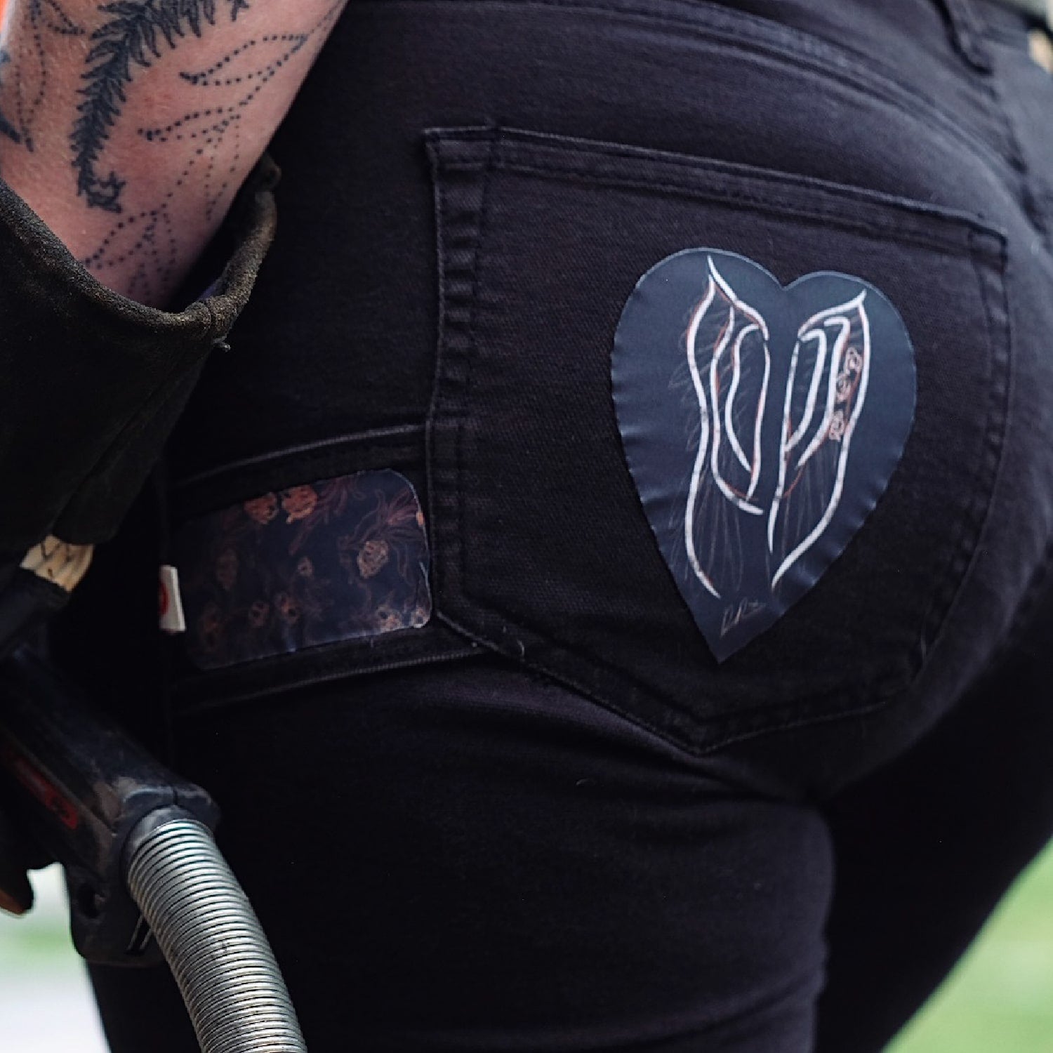 RAE RIPPLE'S BRAVE WINGS By Dovetail Workwear x NoSo